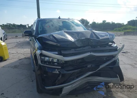 2024 Ford Expedition Xlt from USA, damaged, VIN 1FMJU1H80REA01380